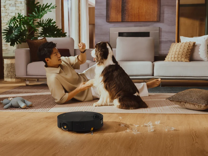 Roborock Saros 20 Flow Robotic Vacuum