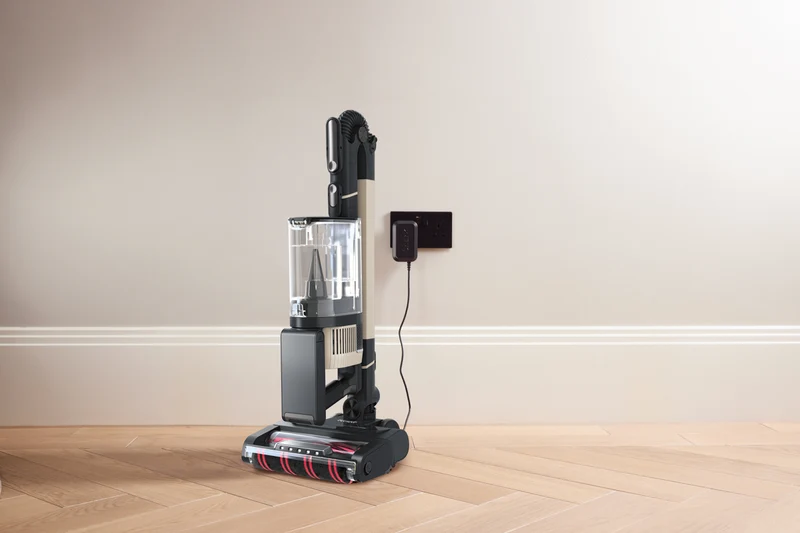 Shark Stratos Pet Pro Cordless Vacuum with Clean Sense IQ
