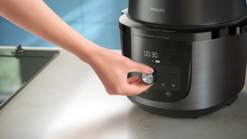 Philips 8 Litre All-In-One Multi Cooker XL