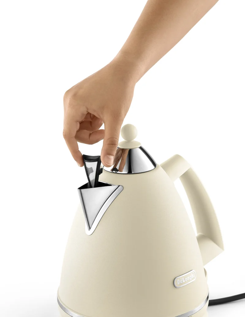 DeLonghi Argento Breakfast Pack Beige