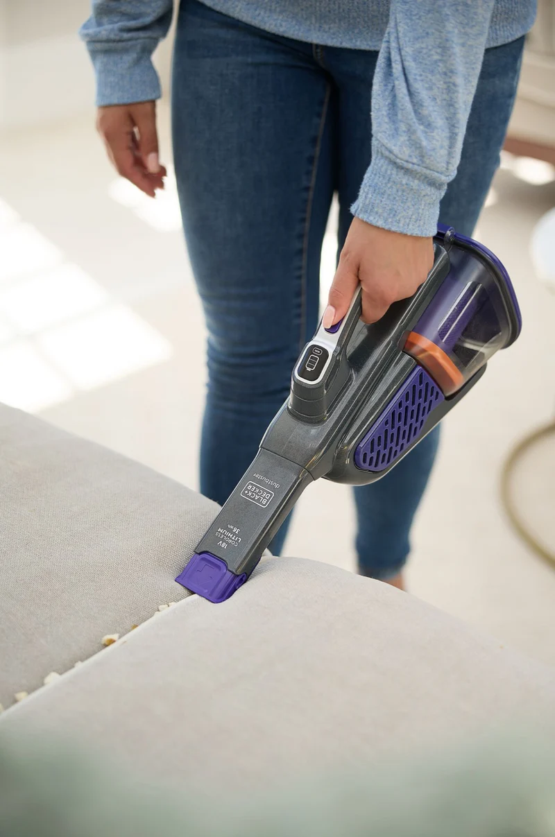 BLACK & DECKER 18V Dustbuster Handheld Vacuum with Powered Pet Brush