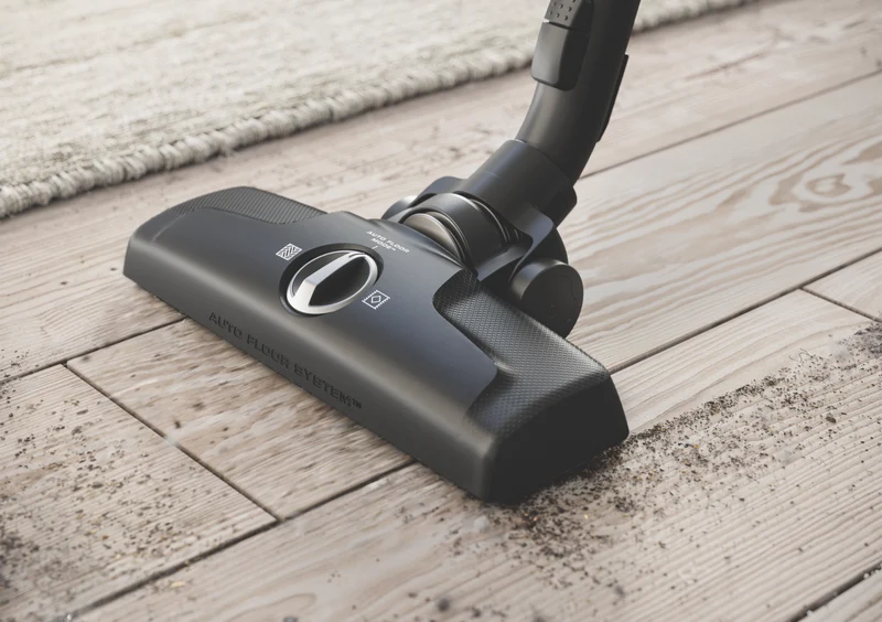 Electrolux 600 Series Bagged Vacuum