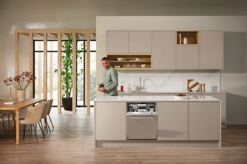 Miele 60cm Fully Integrated Dishwasher with AutoOpen Drying