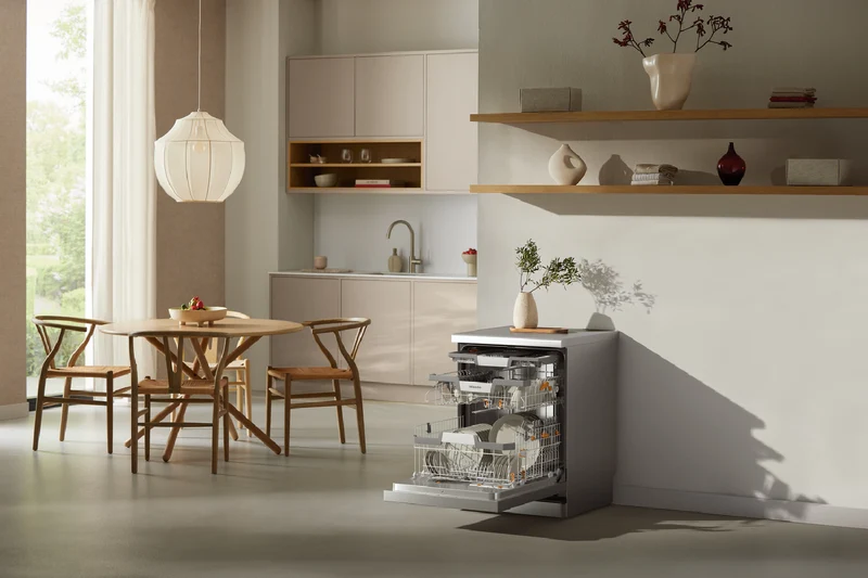 Miele 60cm Freestanding Dishwasher with AutoOpen Drying and Automatic Dispensing PowerDisk CleanSteel
