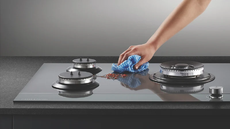 Fisher & Paykel 60cm Gas on Glass Gas Cooktop LPG
