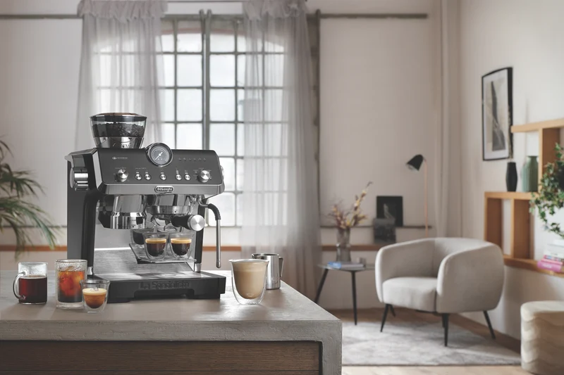 DeLonghi La Specialista Opera Manual Coffee Machine