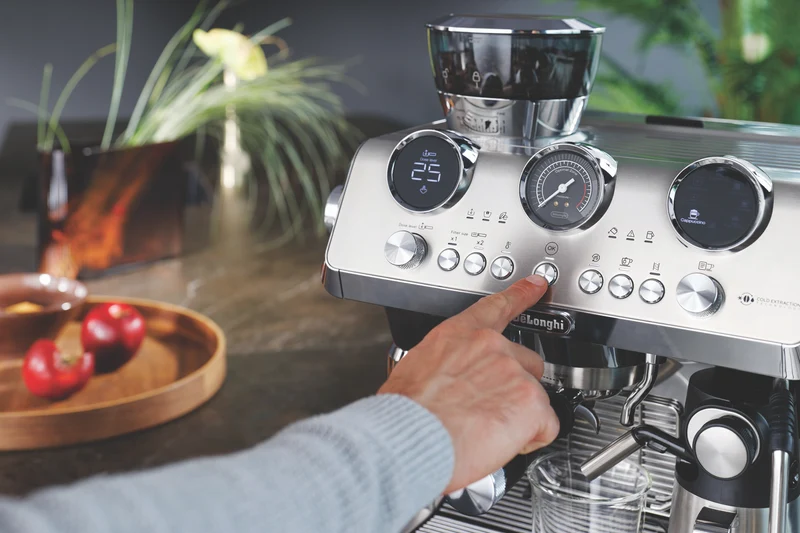 DeLonghi La Specialista Maestro 2.0 Cold Brew Manual Coffee Machine Metal