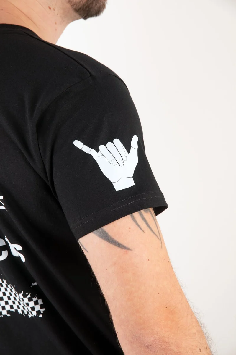 T-Shirt ok-products schwarz Luft spart Wasser