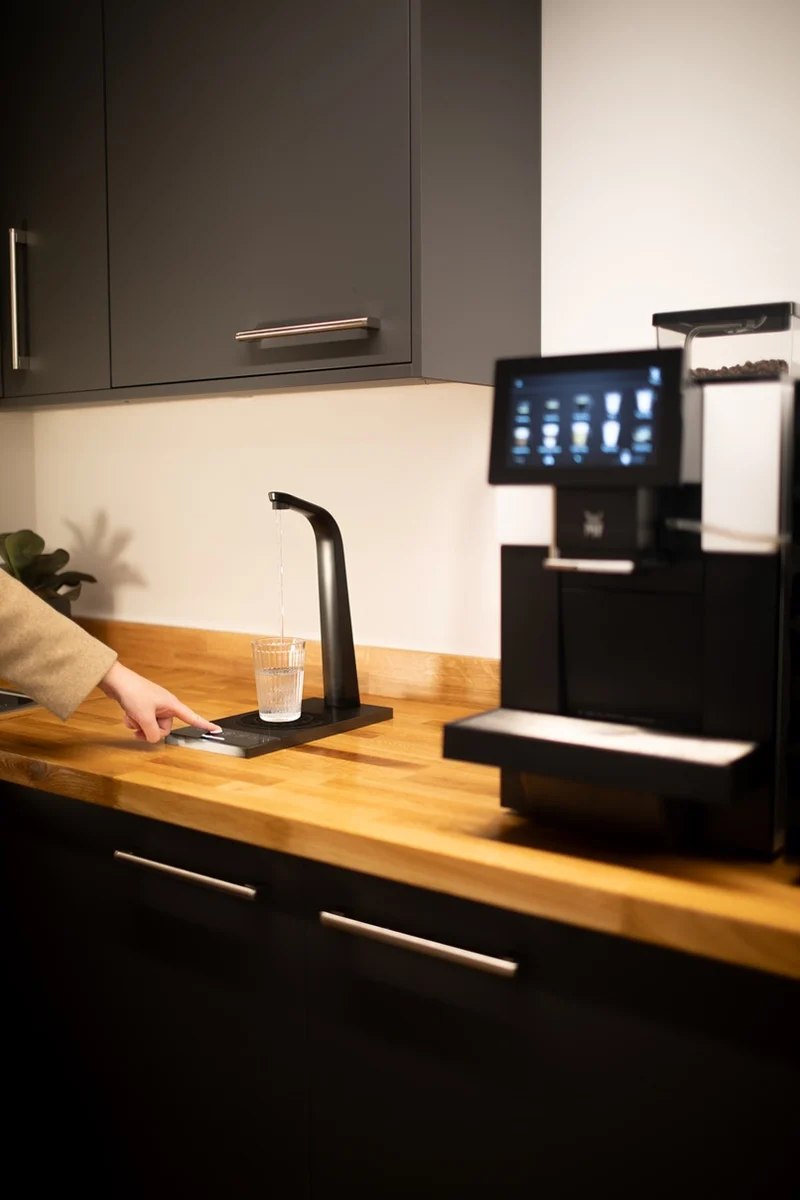 Habit Tap T3 SURFACE-MOUNTED water tap - built-in water cooler with hot water and energy-efficient EcoMode - sparkling water optional | 1 to 75 users (50 or 80 liters / hour) (copy)