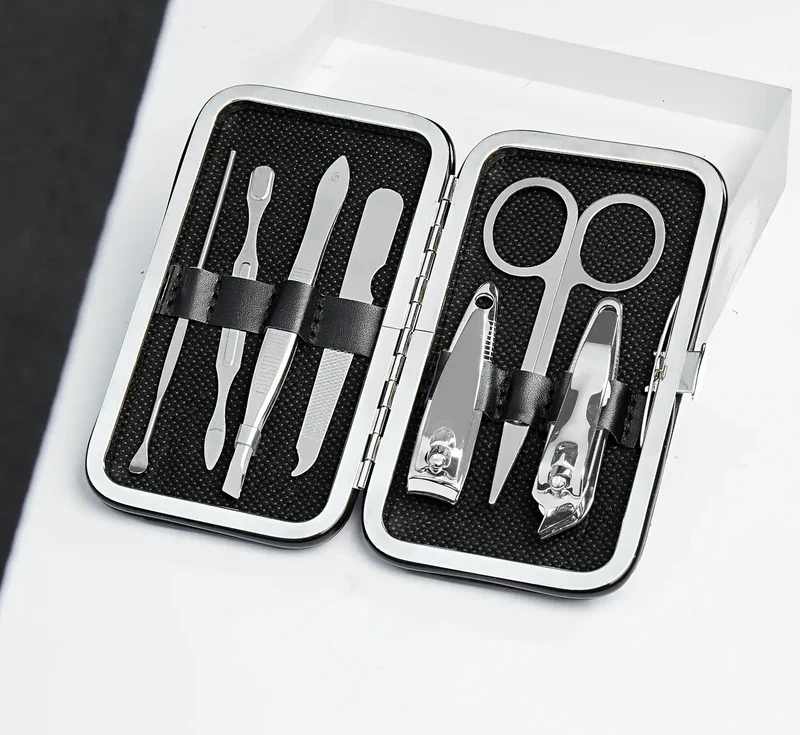 Manikür Set – 7-teilig, kompakt & ideal für unterwegs