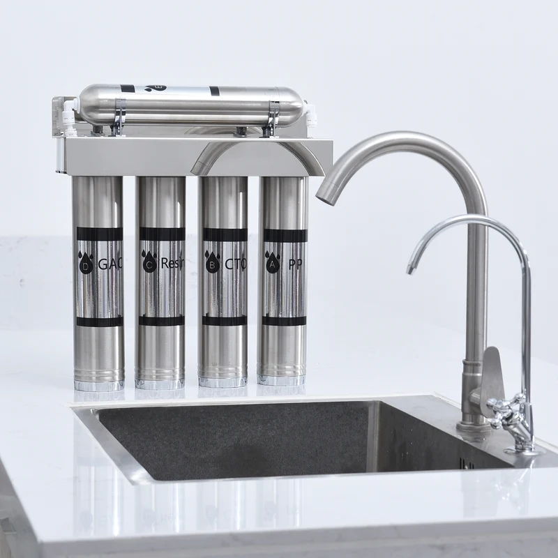 5-stufiger Wasserreiniger mit PP-, CTO-, Harz-, GAC-, UF- und PP-Baumwoll-Filtern