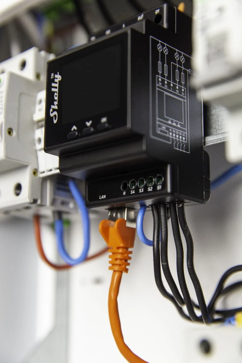 Shelly Pro Dual Cover & Shutter PM - Rolladensteuerung- WLAN & LAN Schaltaktor - Max. 32A
