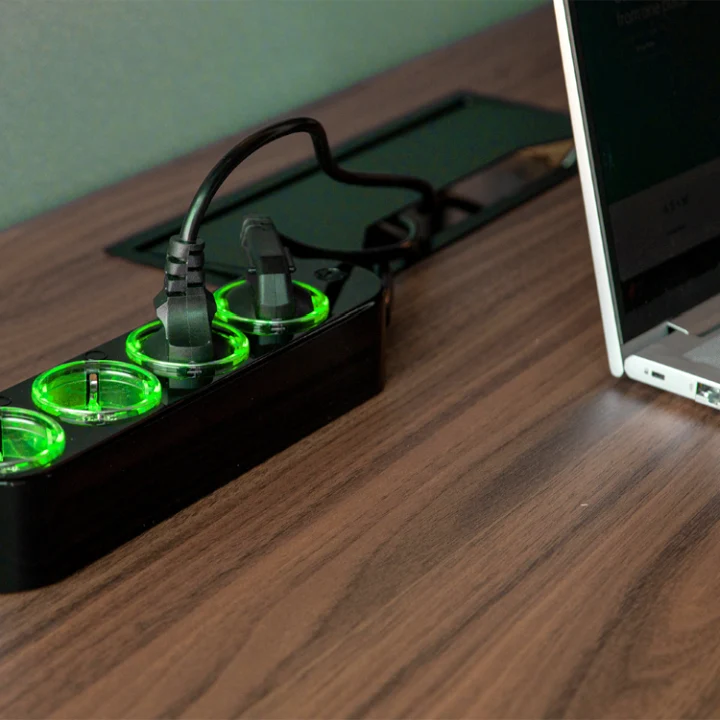 Shelly Power Strip 4 Gen4 - Smarte Steckdosenleiste - Schwarz